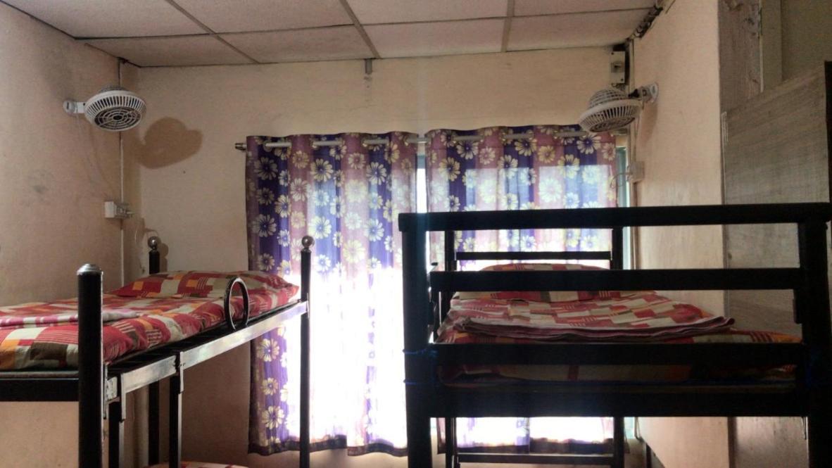 Care Dormitory Mumbai Exteriör bild
